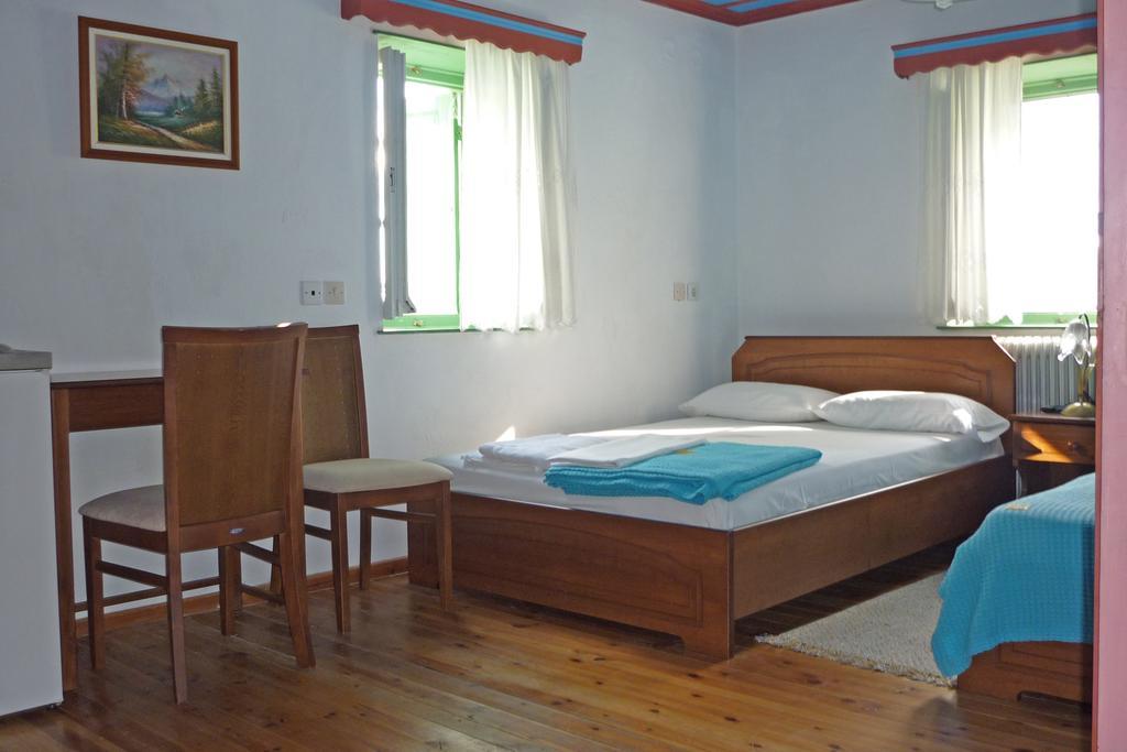 Guesthouse Iro Papigko Luaran gambar